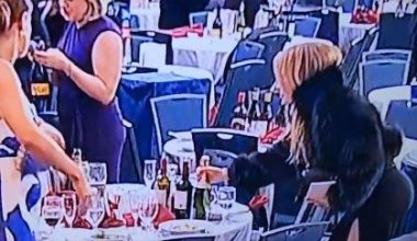 Σκηνές «χάους» μετά τους πυροβολισμούς στο δείπνο των ανταποκριτών: Καλεσμένοι έκλεψαν μπουκάλια κρασί (βίντεο)