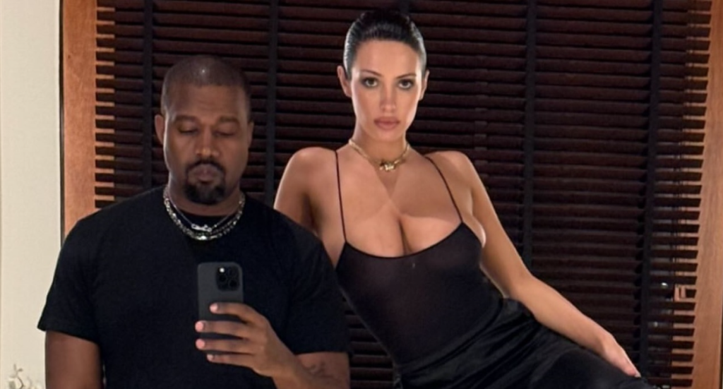 Δεν άφησε πολλά στη φαντασία: Η νέα αποκαλυπτική εμφάνιση της Μ.Σενσόρι με κορμάκι – «Ξεχείλιζε» το στήθος της