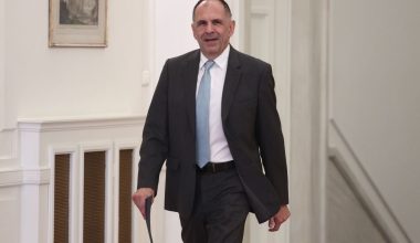 Ξανά στη Λιβύη ο Γιώργος Γεραπετρίτης – Με ποιους θα συναντηθεί