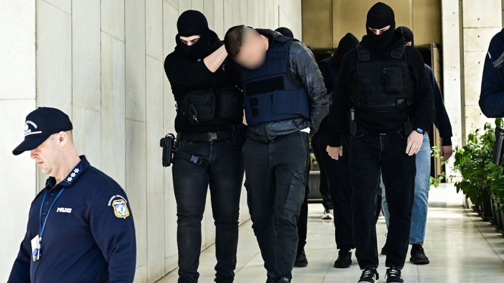 Δολοφονία στον Άγιο Δημήτριο: Το τατουάζ στο σώμα του 20χρονου δράστη και η ερμηνεία του (βίντεο)