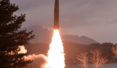 Οι Ιρανοί λένε ότι απέκτησαν 500 πυραύλους ICBM Hwasong-18 με βεληνεκές 12.000 χλμ. από τη Βόρεια Κορέα