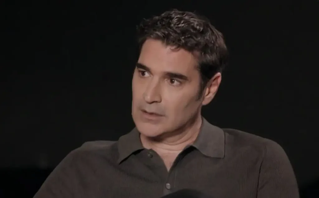 Χριστόφορος Παπακαλιάτης: «Όταν με σκηνοθετώ είναι καταστροφή» (βίντεο)