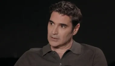 Χριστόφορος Παπακαλιάτης: «Όταν με σκηνοθετώ είναι καταστροφή» (βίντεο)