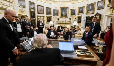 Ο Ν.Τραμπ και οι υπουργοί του αμέσως μετά την ένοπλη επίθεση (φωτό) – «Ο πρόεδρος ήταν ατρόμητος» είπε η Κ.Λέβιτ