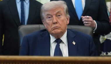 Ο Ν.Τραμπ εκνευρίστηκε με δημοσιογράφο του CBS: «Δεν είμαι βιαστής – Είστε ντροπή!»