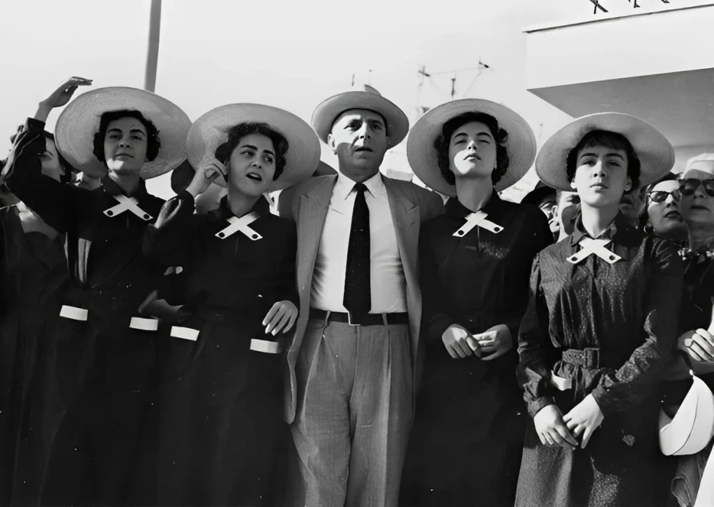 «Η θεία από το Σικάγο»: Δείτε φωτογραφίες των «ανιψιών» της Γ.Βασιλειάδου – Η μοναδική που βρίσκεται εν ζωή