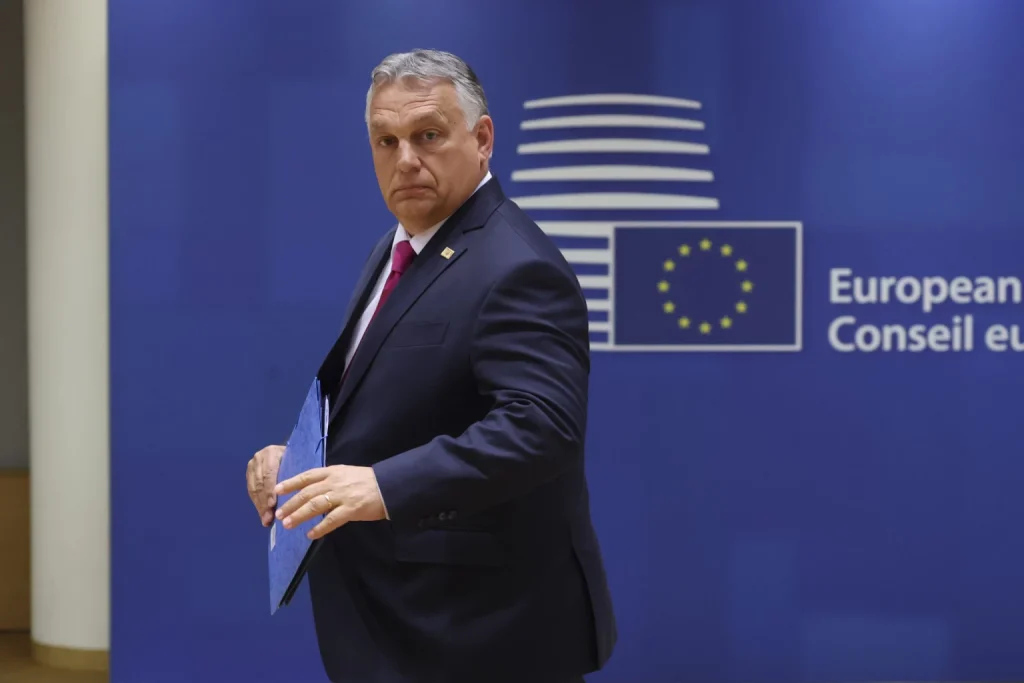 Β.Όρμπαν: Ανακοίνωσε πως προτίθεται να παραιτηθεί από την ηγεσία του κόμματος Fidesz