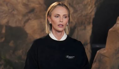 Η τρομακτική εμπειρία της Σαρλίζ Θερόν σε challenge του Netflix: Άγγιξε φίδι και άρχισε να ουρλιάζει (βίντεο)