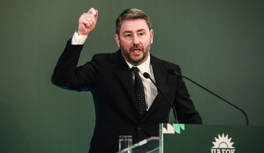 ΠΑΣΟΚ για Α.Γεωργιάδη: «Ποιος μπορεί να πάρει στα σοβαρά αυτόν τον πολιτικό κωλοτούμπα;»