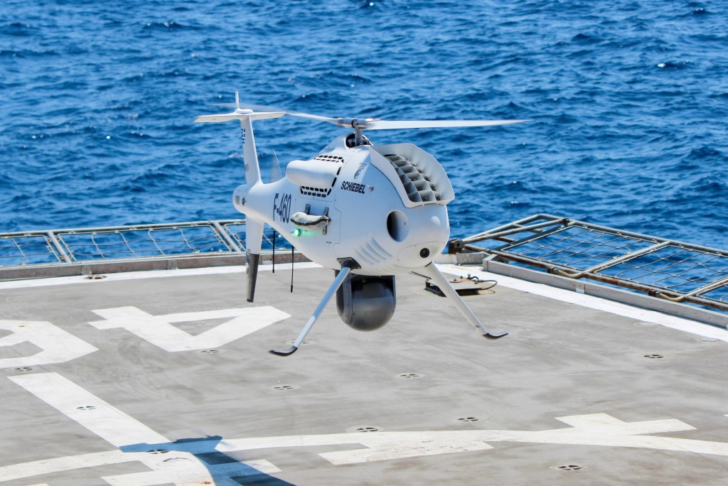 Επιτυχείς οι δοκιμές του γαλλικού drone «Camcopter S-100» που θα εξοπλίσει τις ελληνικές φρεγάτες