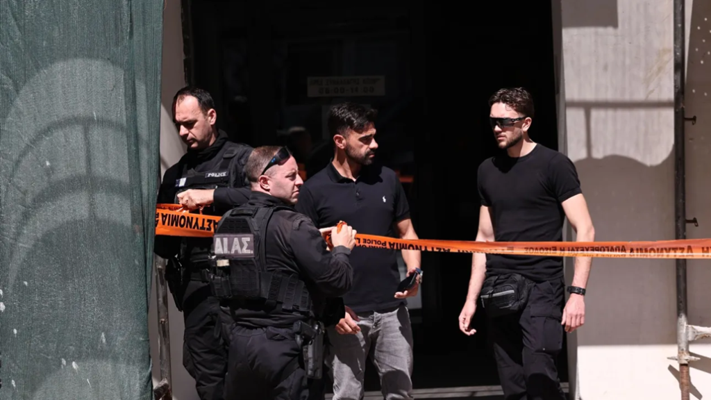 Ν.Κεραμέως για επίθεση στον ΕΦΚΑ Κεραμεικού: «Η σκέψη μας βρίσκεται με τον εργαζόμενο που τραυματίστηκε»