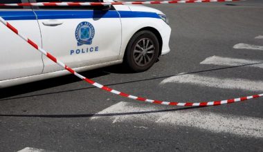 Νέα συμπλοκή για μια θέση πάρκινγκ: Οδηγοί πιάστηκαν στα χέρια στο Γαλάτσι – 45χρονος κατέληξε στο νοσοκομείο