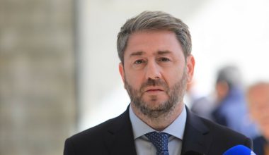 Ν.Ανδρουλάκης: «Εργασία 32 ή 35 ωρών την εβδομάδα χωρίς μείωση αποδοχών» – «Λαϊκισμός» απαντά το υπουργείο Εργασίας