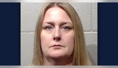 Γυμνάστρια κατηγορείται για παρενόχληση του 16χρονου συντρόφου της κόρης της – «Συνευρεθήκαμε πάνω από 300 φορές»