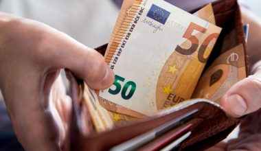 ΟΠΕΚΑ: Αυτά είναι τα επιδόματα που θα καταβληθούν αύριο 30 Απριλίου