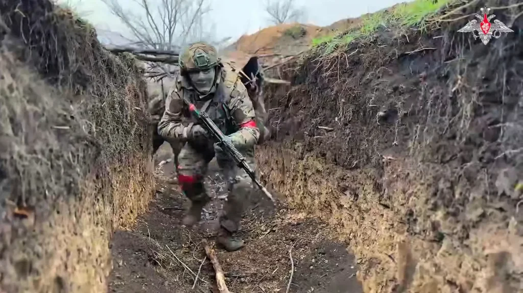 Ουκρανοί έστησαν ενέδρα θανάτου με drones και «βροχή» πυρών – Δείτε πώς την γλύτωσε Ρώσος στρατιώτης (βίντεο)