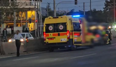 Τροχαίο στη λεωφόρο Ποσειδώνος: Κλειστή η αριστερή λωρίδα κυκλοφορίας