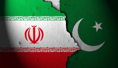 Το Πακιστάν «σπάει» το αμερικανικό εμπάργκο και ανοίγει έξι οδικές αρτηρίες προς το Ιράν!