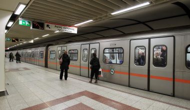 Πρωτομαγιά: Πώς θα κινηθούν τα ΜΜΜ – Δεμένα στα λιμάνια τα πλοία