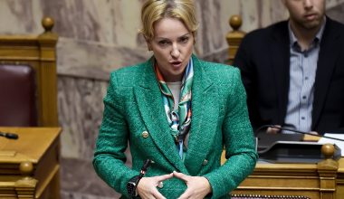 Α.Σδούκου: «Τσαπατσούλικη και λίγο ξεπέτα πρόταση του Ν.Ανδρουλάκη για 4ήμερη εργασία»