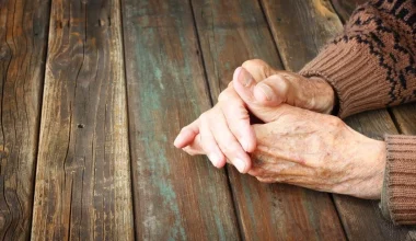 Αμπελόκηποι: 72χρονη ο «εγκέφαλος» του δήθεν χώρου φροντίδας ηλικιωμένων – Ζητούσε 650 ευρώ