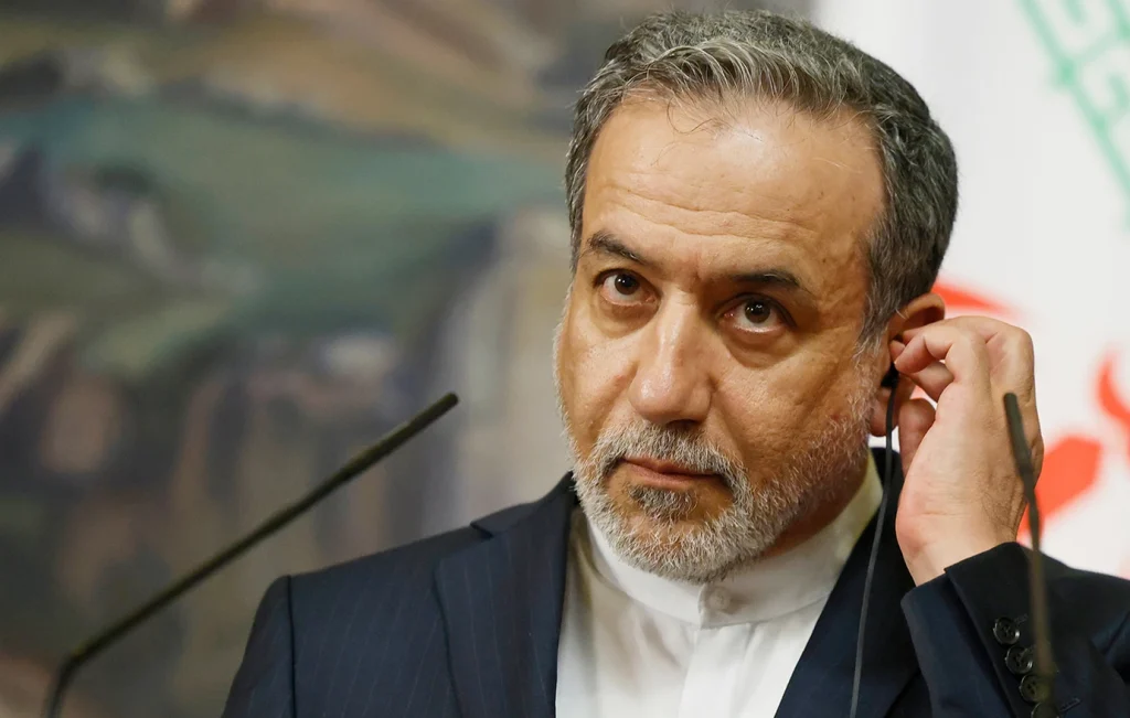 Α.Αραγτσί: «Το Πεντάγωνο λέει ψέματα για το οικονομικό κόστος του πολέμου»