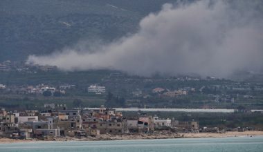 Ο ισραηλινός Στρατός ανακοίνωσε πως κτύπησε περισσότερες από 40 θέσεις της Χεζμπολάχ στον Λίβανο