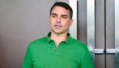 Η οικογένεια Μπολσονάρου επιστρέφει στην εξουσία: Ο γιος του πρώην προέδρου προηγείται στα στοιχήματα