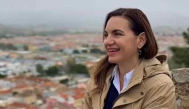 Εντυπωσιασμένη κατά την περιήγησή της στο Ναύπλιο έμεινε η Όλγα Κεφαλογιάννη (βίντεο)
