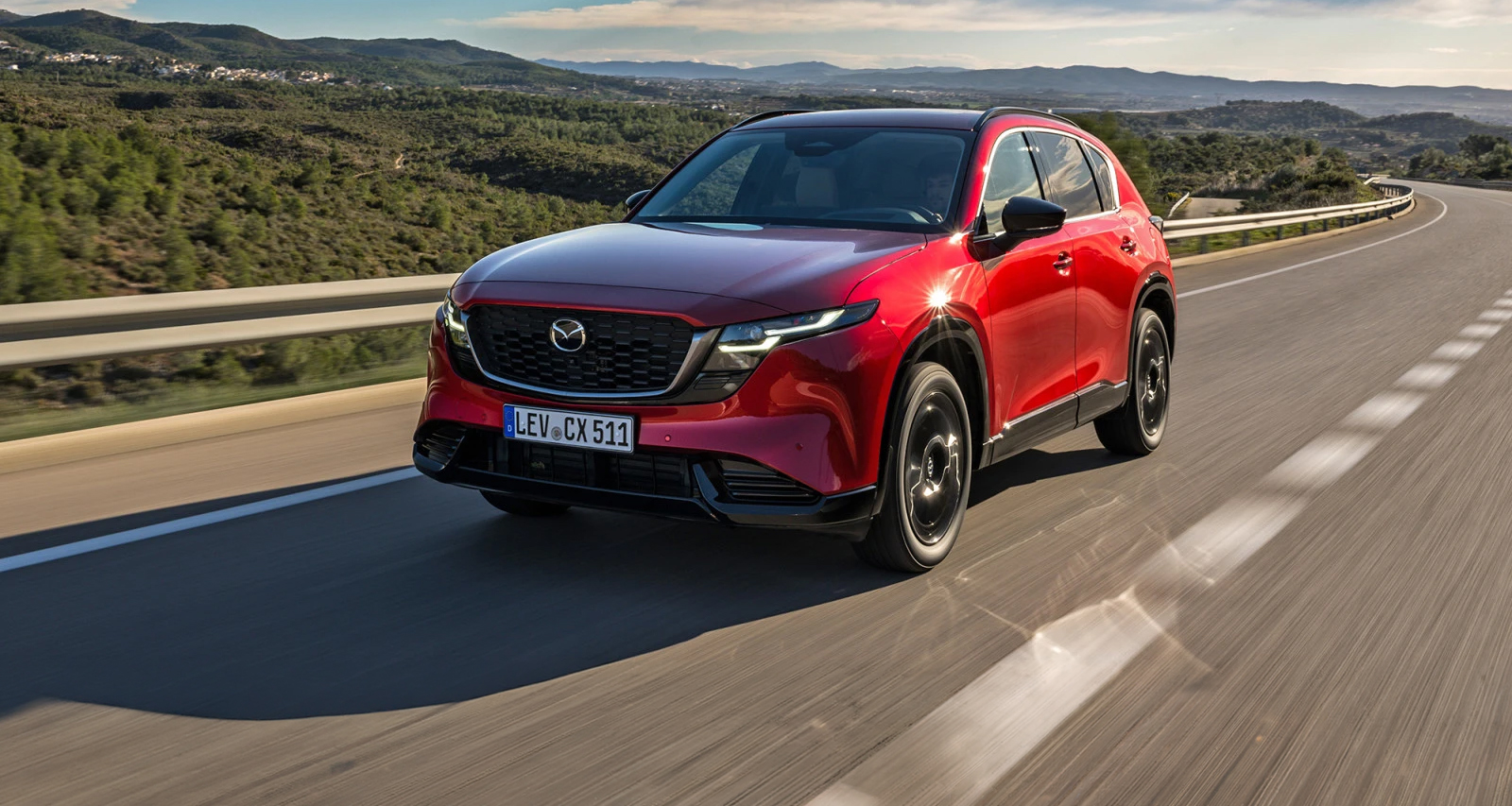 Mazda CX-5: Στην Ελλάδα η νέα γενιά του best-seller SUV