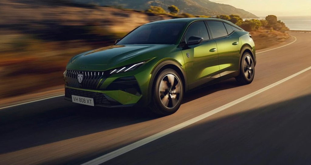 Στην Ελλάδα το ανανεωμένο Peugeot 408 – Πόσο κοστίζει;