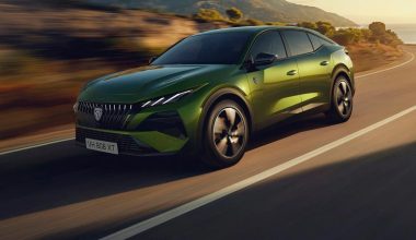 Στην Ελλάδα το ανανεωμένο Peugeot 408 – Πόσο κοστίζει;