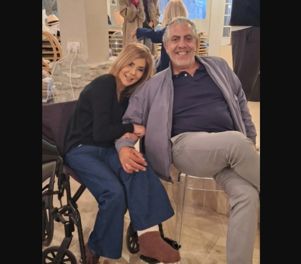 Στα γυρίσματα με αναπηρικό αμαξίδιο η Βάσια Παναγοπούλου μετά το ατύχημά της στην Κων/λη – Δείτε φωτογραφίες