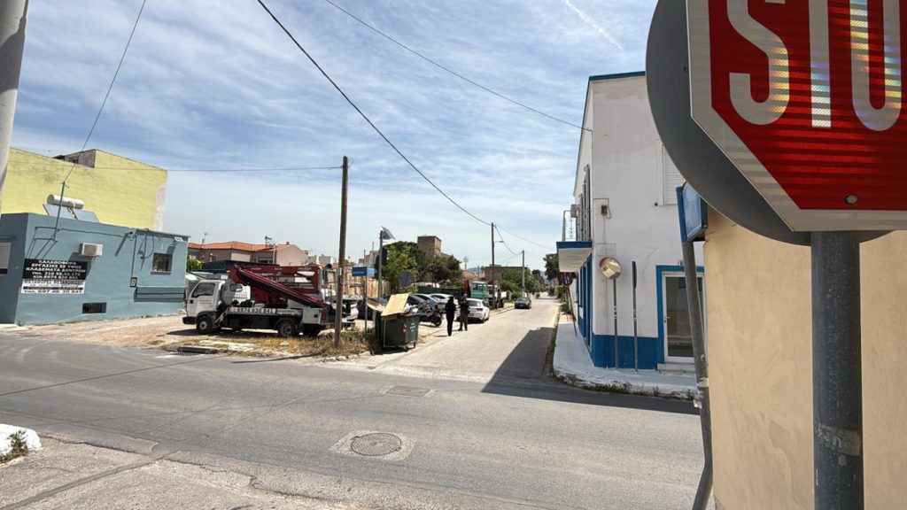 Τροχαίο με ηλεκτρικό πατίνι στον Ασπρόπυργο – Γιαγιά 12χρονου: «Έλεγα θα χτυπήσει και θα τρέχουμε»