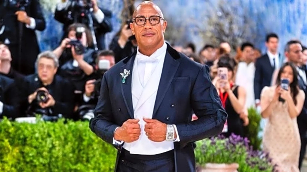 Η εμφάνιση του Ντουέιν Τζόνσον στο Met Gala με διαμαντένιο ρολόι αξίας 3,3 εκατ. δολαρίων (βίντεο)