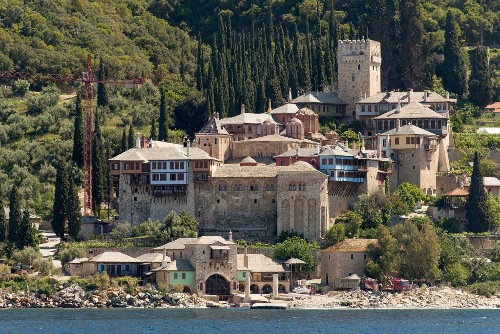Έζησε 82 χρόνια χωρίς να αντικρίσει ποτέ γυναίκα – Η απίστευτη ιστορία του μοναχού του Αγίου Όρους