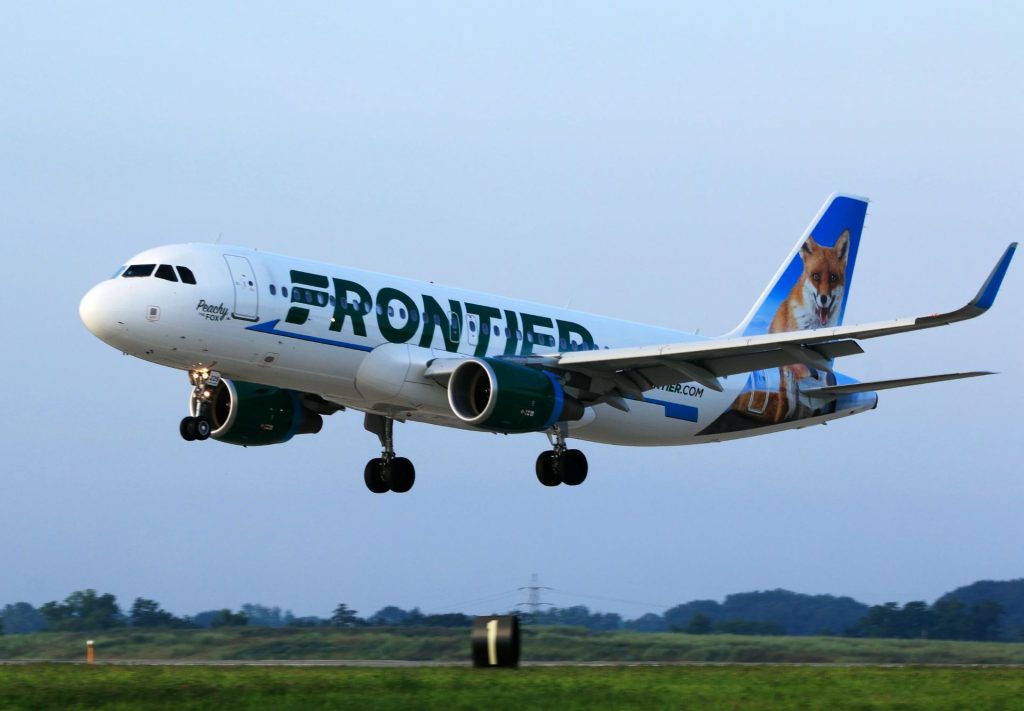 Ντένβερ: Αεροσκάφος της Frontier Airlines χτύπησε άνθρωπο που περπατούσε σε διάδρομο προσγείωσης