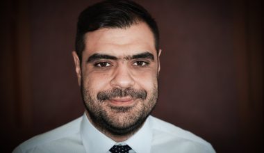 Αμηχανία και νεύρα Π.Μαρινάκη για τις ερωτήσεις σχετικά με με τη συνέντευξη Γ.Δημητριάδη