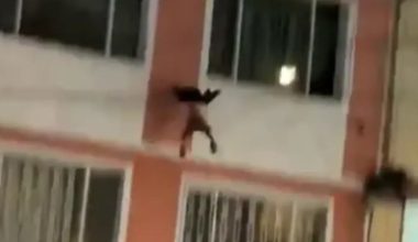 Κολομβία: H στιγμή που δίχρονο αγοράκι πέφτει στο κενό από τον τέταρτο όροφο πολυκατοικίας! – Πώς σώθηκε (βίντεο)