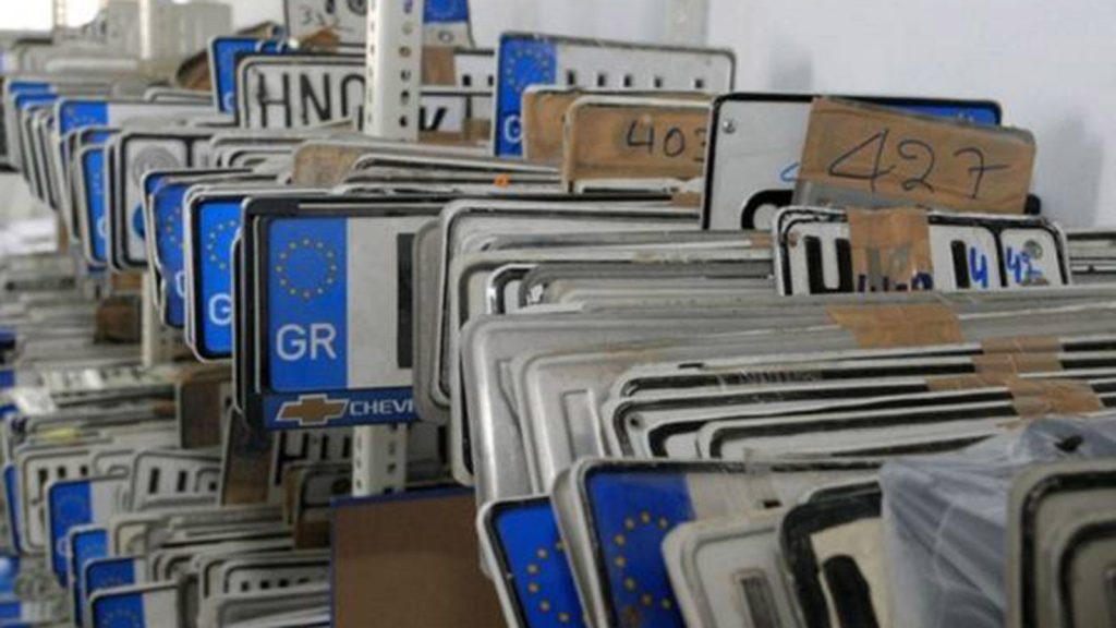 Τι ισχύει με τα οχήματα που βρίσκονται σε ακινησία αλλά κυκλοφορούν με πινακίδες ΔΟΚ