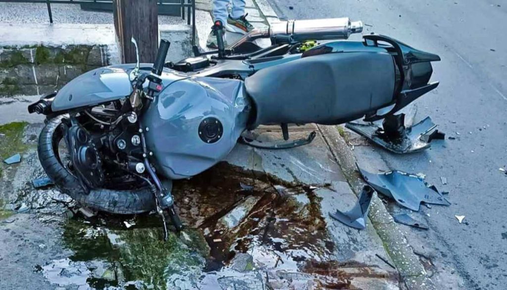 Καβάλα: Νεκρός 37χρονος μοτοσικλετιστής μετά από σύγκρουση – Συνελήφθη η 32χρονη οδηγός του άλλου οχήματος