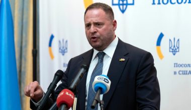 Νέο σκάνδαλο ταλανίζει την Ουκρανία: Ο «αχόρταγος» Αντρίι Γέρμακ κατηγορείται για ξέπλυμα 10,5 εκατ. δολαρίων!