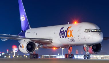 Μετά την Ryanair, τώρα η FedEx αποχωρεί από το αεροδρόμιο «Μακεδονία»