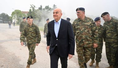 Ο Ν.Δένδιας σε εκδήλωση μνήμης για τους πεσόντες Έλληνες Μουσουλμάνους του Β’ΠΠ