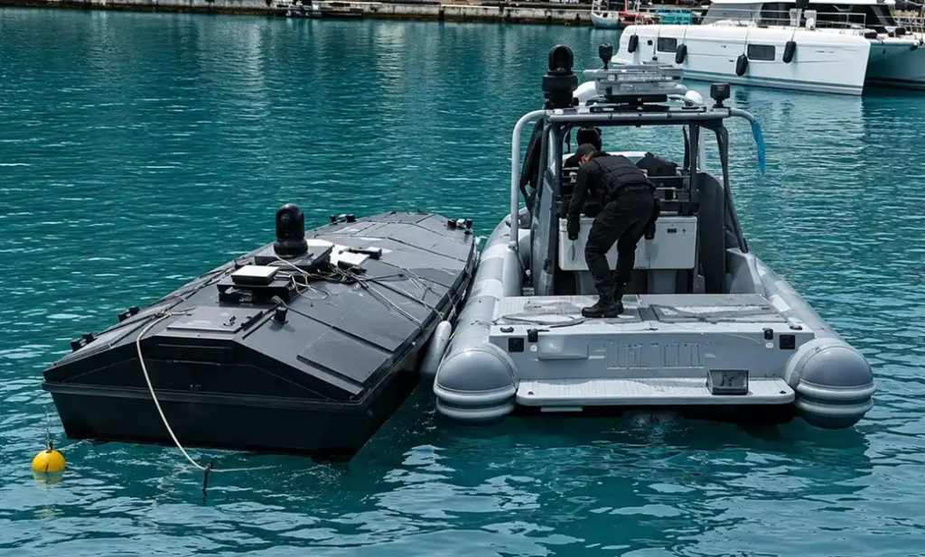 Λευκάδα: Βρέθηκαν χειρόγραφες σημειώσεις στα ρωσικά και στα ουκρανικά μέσα στο θαλάσσιο drone