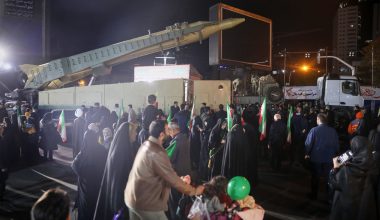 Αμερικανικά ΜΜΕ εκθέτουν τον Ν.Τραμπ: «Το Ιράν έχει σε ετοιμότητα τις 30 από τις 33 βάσεις πυραύλων»