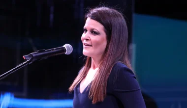 Παραιτήθηκε η Ιωάννα Γκελεστάθη από την ΝΔ αφήνοντας αιχμές για τον Κ.Μητσοτάκη – Τι αναφέρει στο μήνυμά της