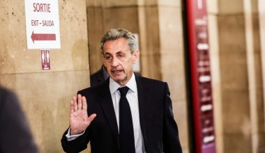 Φυλάκιση 7 ετών και πρόστιμο 300.000 ευρώ πρότεινε ο εισαγγελέας για τον Ν.Σαρκοζί