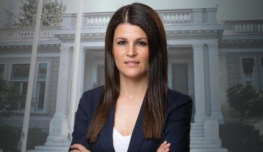 Παραίτηση του στελέχους της ΝΔ Ιωάννας Γκελεστάθη με κείμενο-κεραυνό κατά Κ.Μητσοτάκη