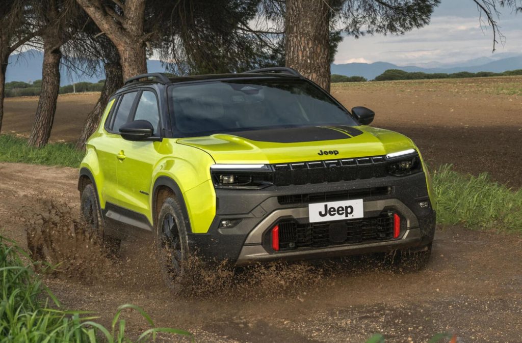 Νέο Jeep Avenger: Νέα φωτιζόμενη μάσκα, αναβαθμισμένο εσωτερικό